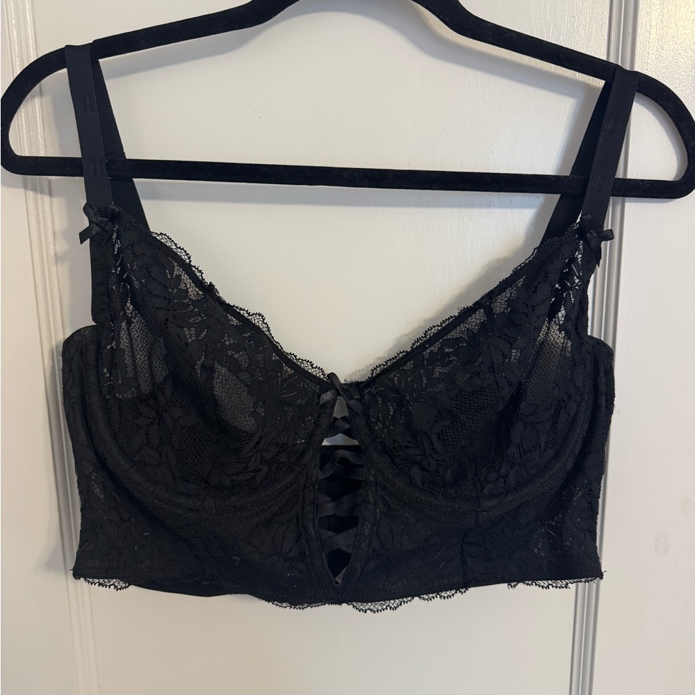 Cacique Black Lace Underwire Bra with Scalloped Edging